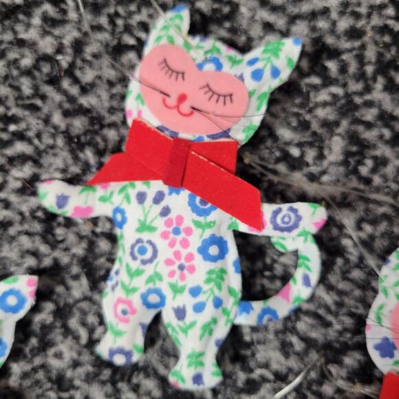 Vintage Kitschy Floral Kitty Cat Christmas Tree Ornaments, set of 4 - Picture 2 of 12